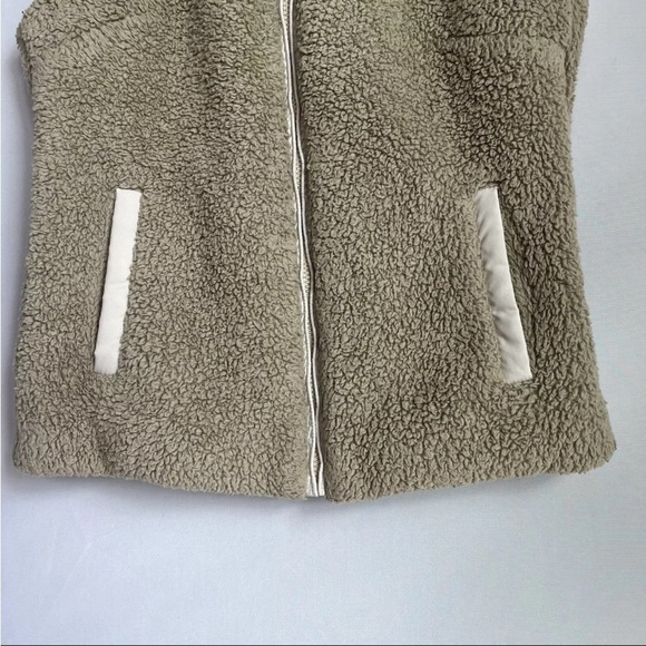 Patagonia Women Sz M Los Gatos Vest  Beige Fleece Fuzzy Deep Pile Full Zip Logo - Picture 11 of 14